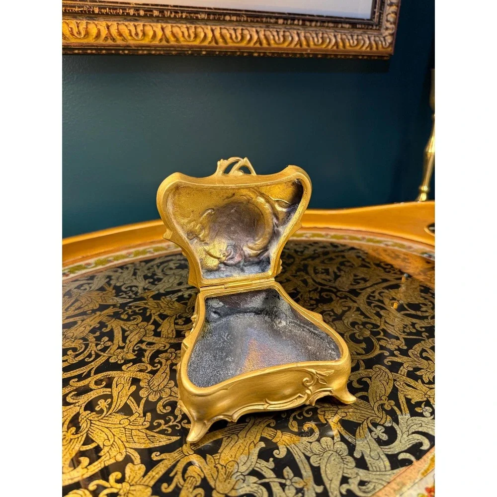 N/A antique art